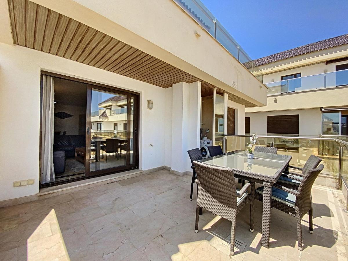 Lovely Apartment With Pool & Sea Views - Marina Del Castillo 2129 Manilva Εξωτερικό φωτογραφία