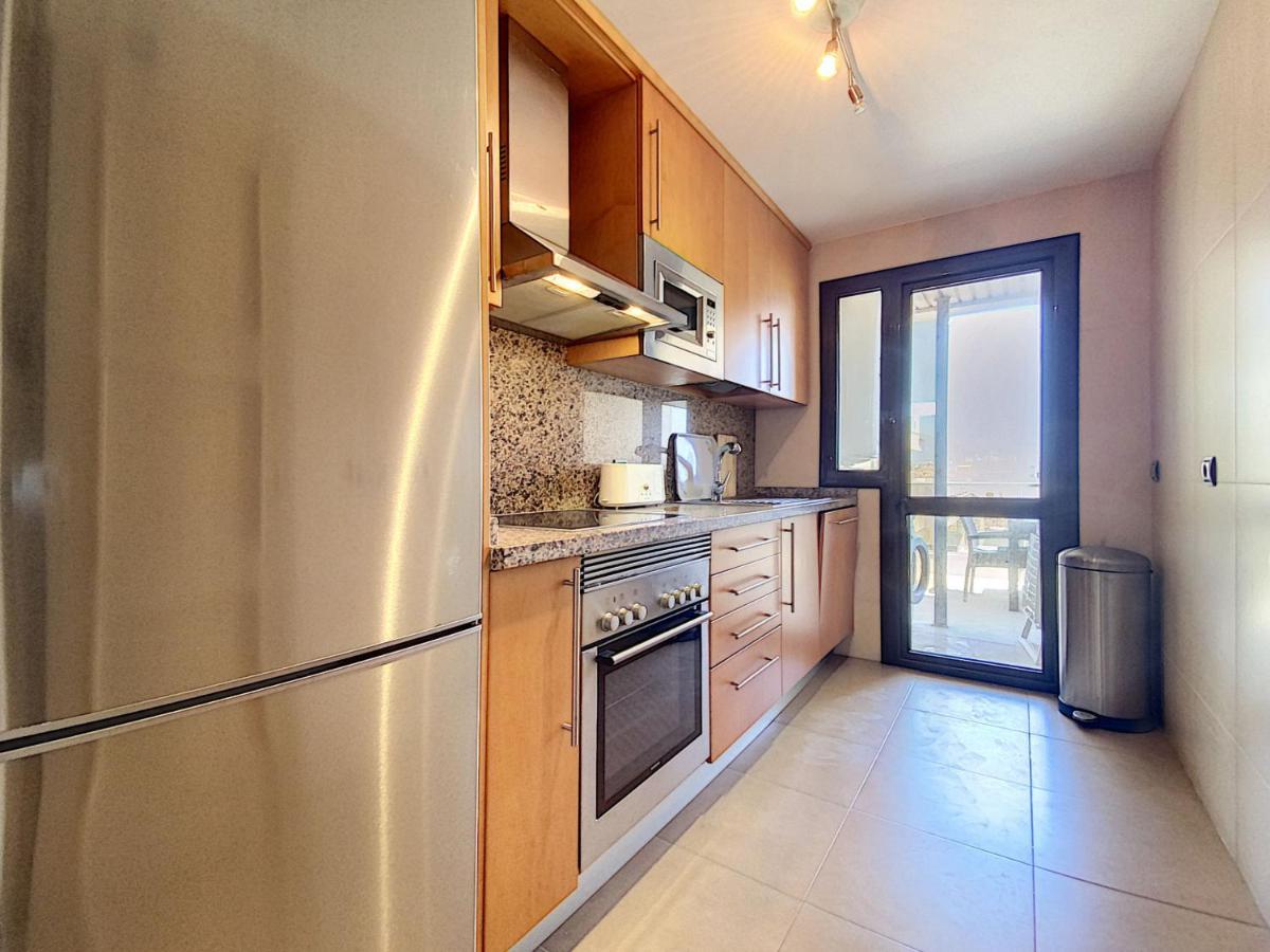 Lovely Apartment With Pool & Sea Views - Marina Del Castillo 2129 Manilva Εξωτερικό φωτογραφία