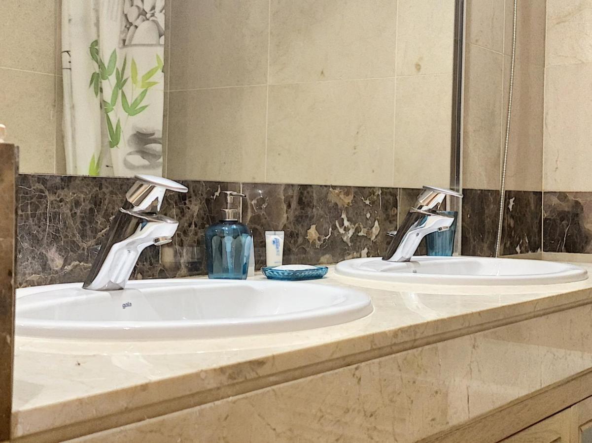 Lovely Apartment With Pool & Sea Views - Marina Del Castillo 2129 Manilva Εξωτερικό φωτογραφία