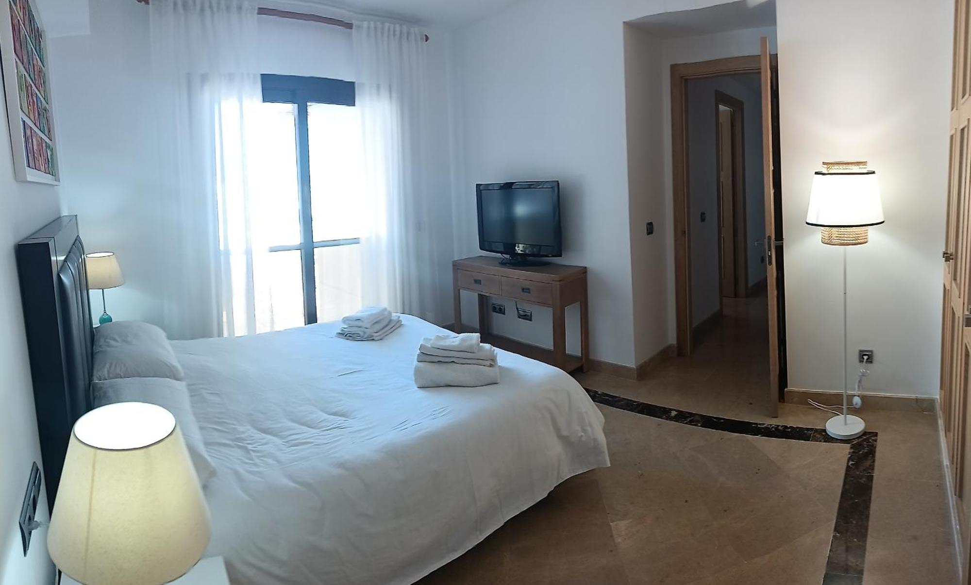 Lovely Apartment With Pool & Sea Views - Marina Del Castillo 2129 Manilva Εξωτερικό φωτογραφία
